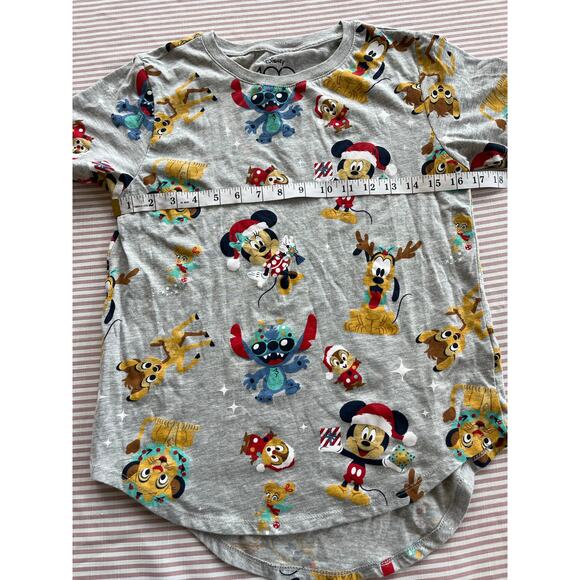 Disney 100 Christmas T-Shirt Juniors M Gray Mickey & Friends Festive Print - Picture 6 of 7